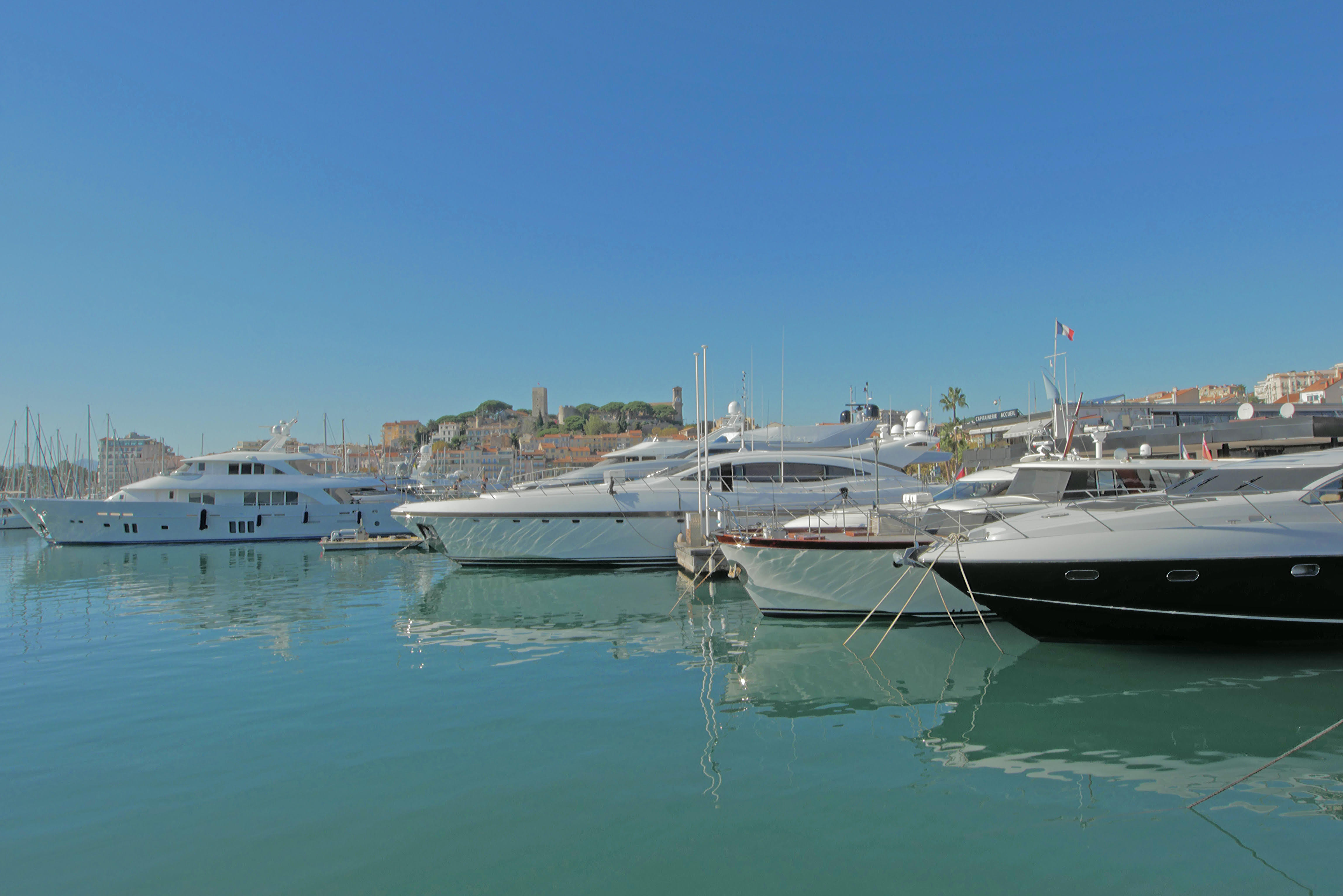 yachts at cannes